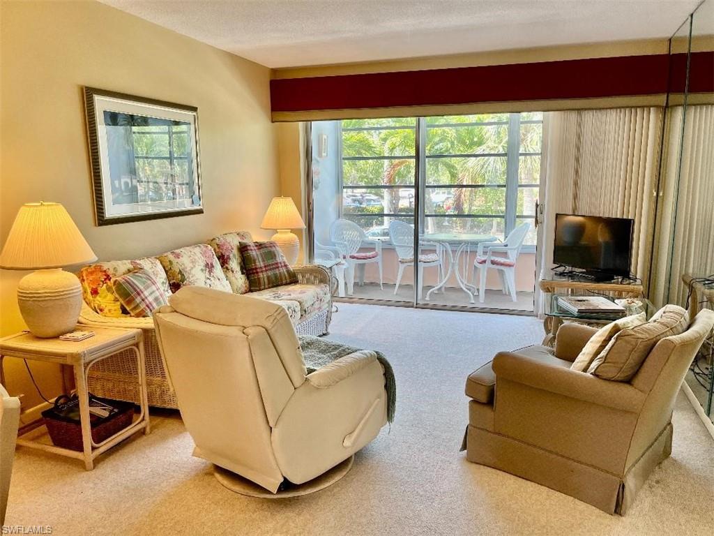 72 7th ST S Unit: 209