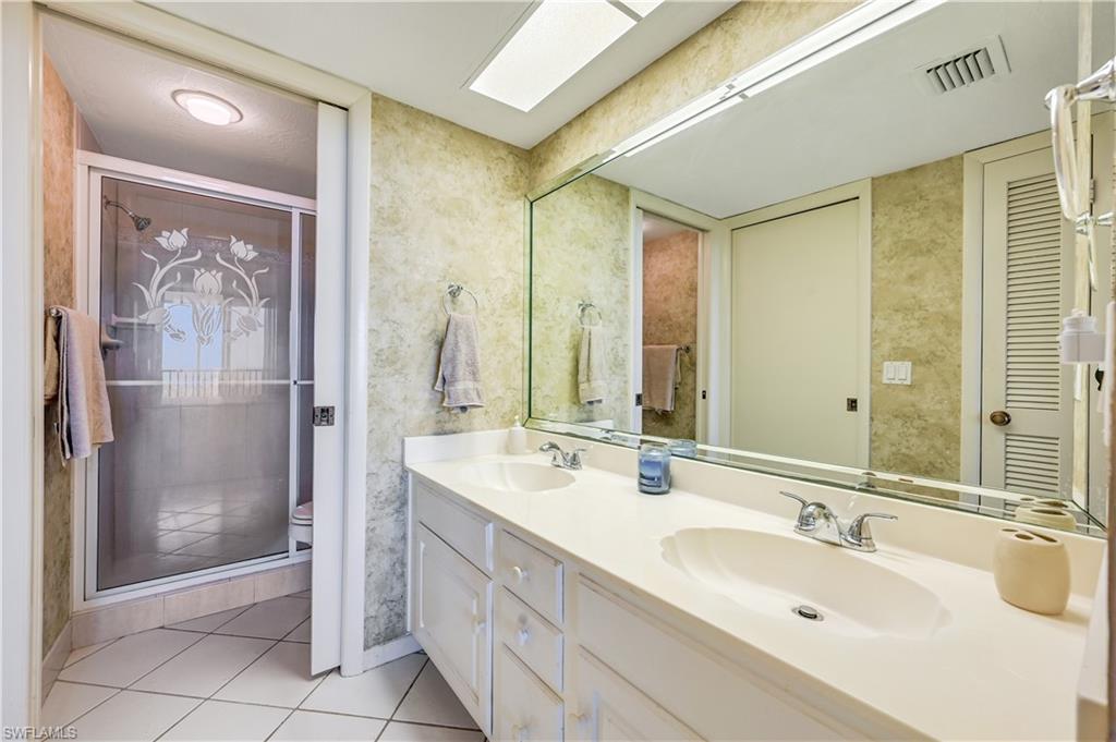 11 Bluebill AVE Unit: 602