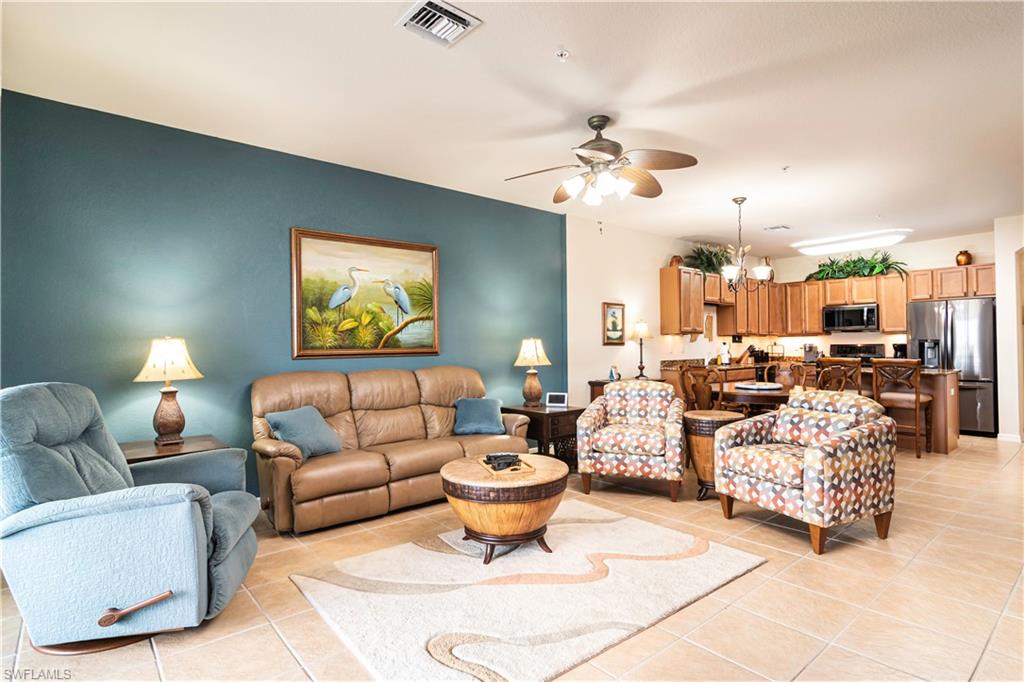 9631 Spanish Moss WAY Unit: 3934
