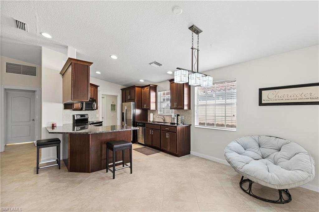 4919 Kingston WAY