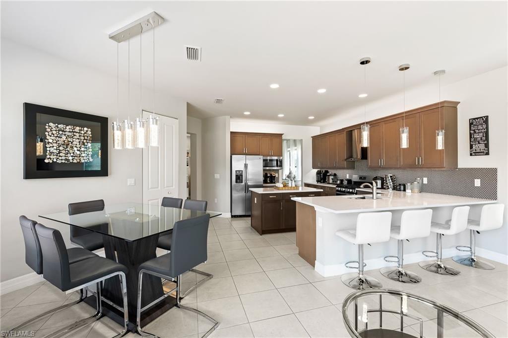 4430 Kensington CIR