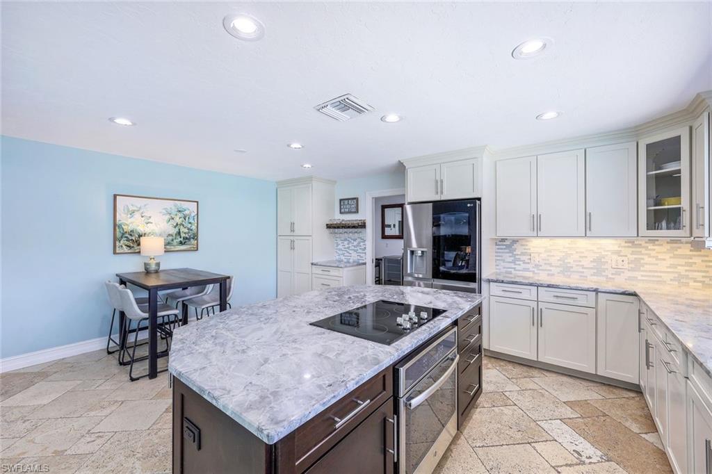 1236 Lamplighter CT