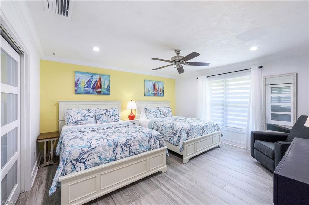 1236 Lamplighter CT