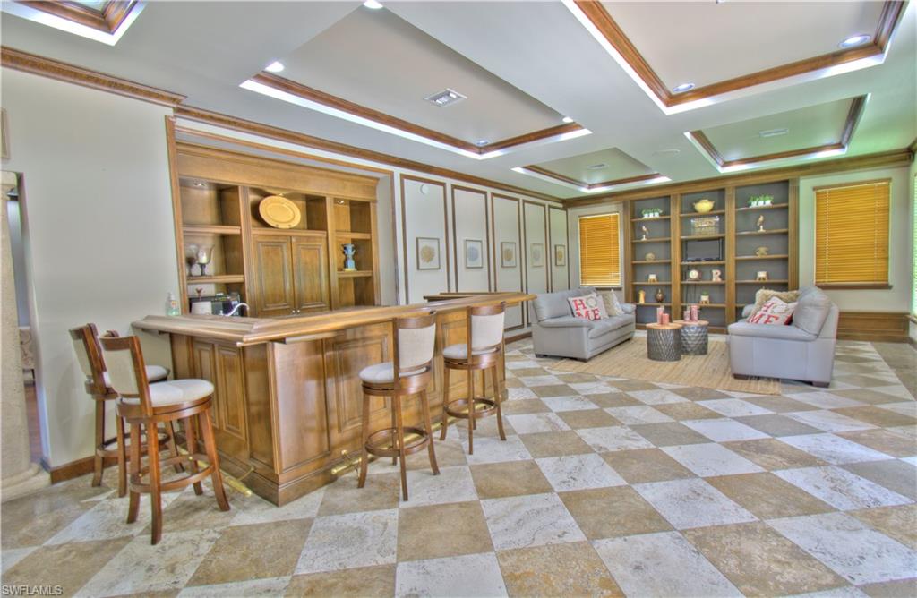 1210 Reserve WAY Unit: 9-303