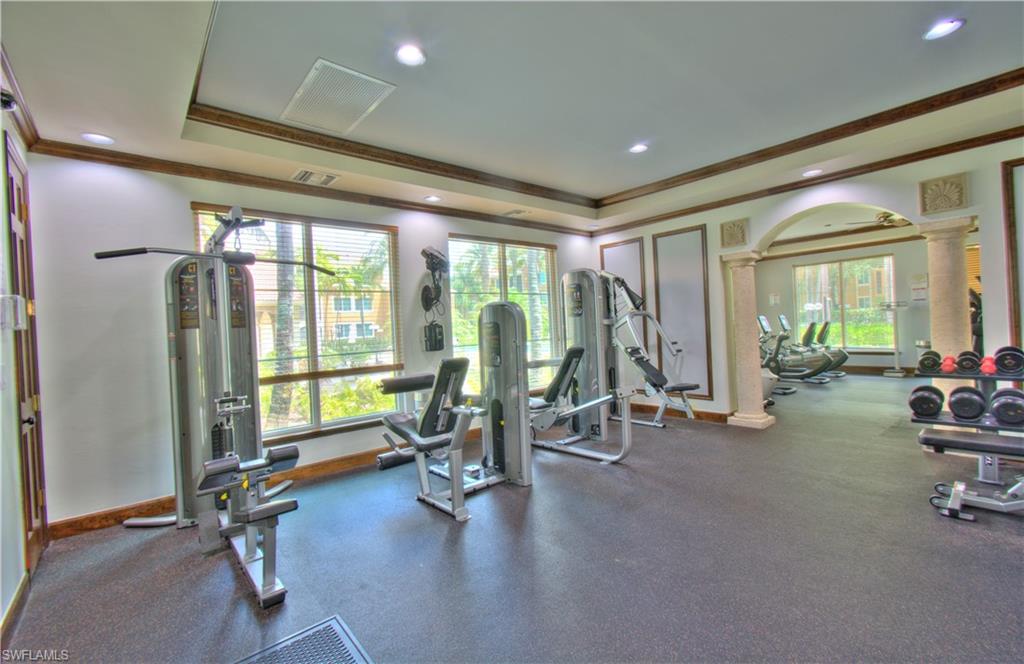 1210 Reserve WAY Unit: 9-303