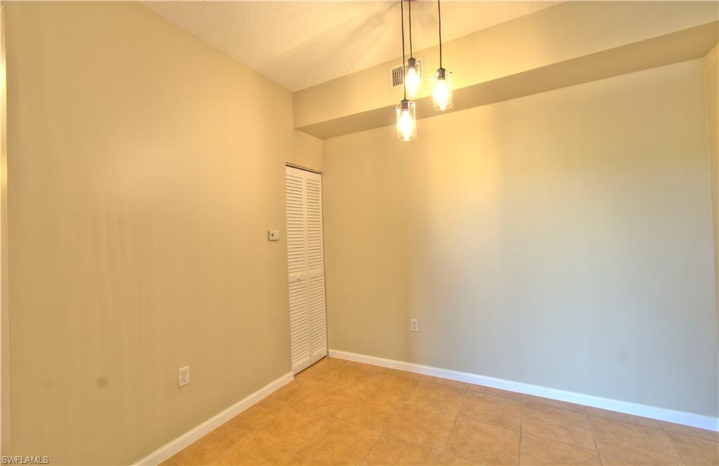 1210 Reserve WAY Unit: 9-303