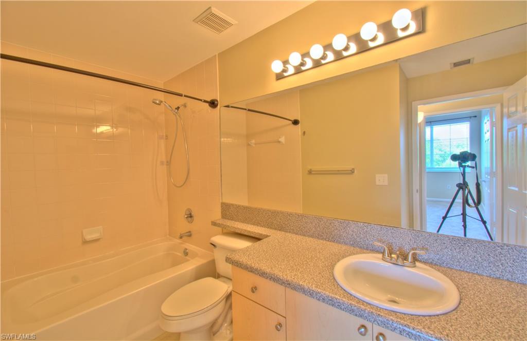 1210 Reserve WAY Unit: 9-303