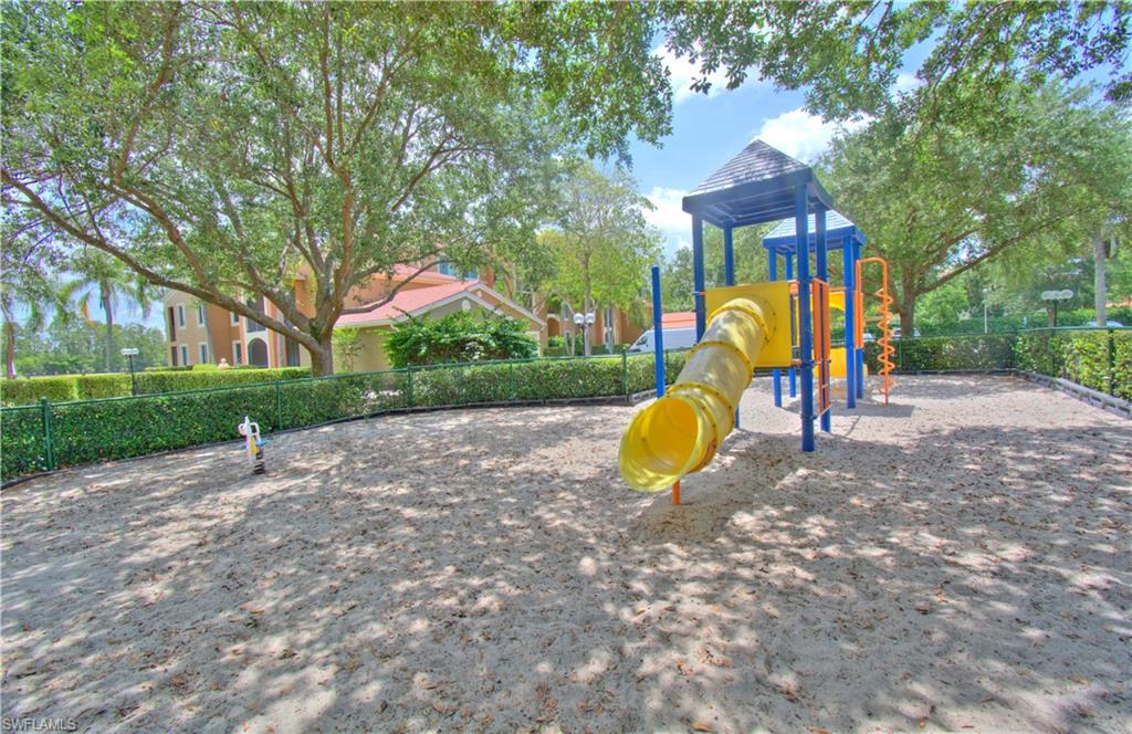 1210 Reserve WAY Unit: 9-303