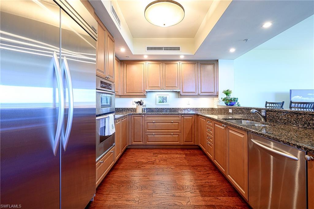 1050 Borghese LN Unit: 1504