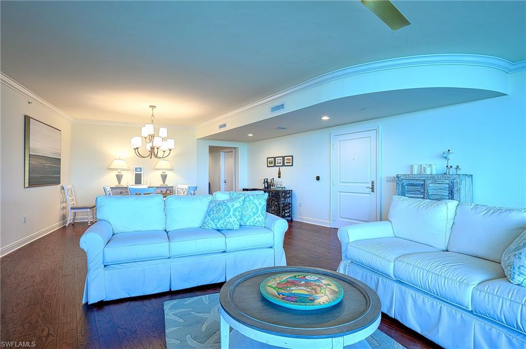 1050 Borghese LN Unit: 1504