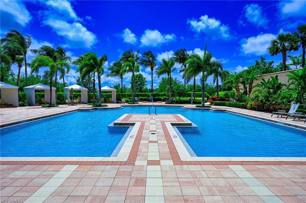 1050 Borghese LN Unit: 1504