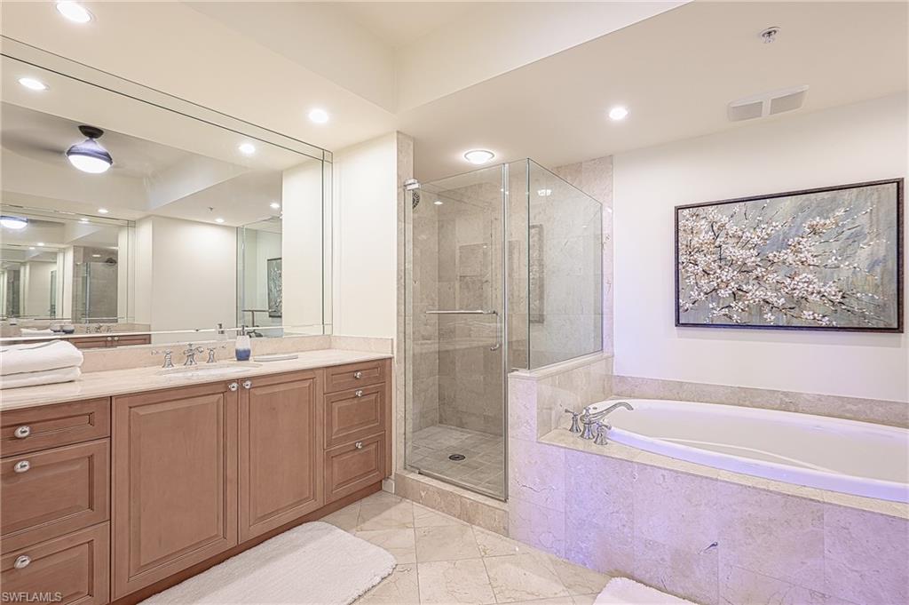 1050 Borghese LN Unit: 1504