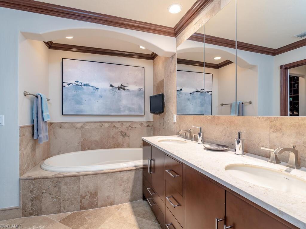 1180 Lamplighter CT