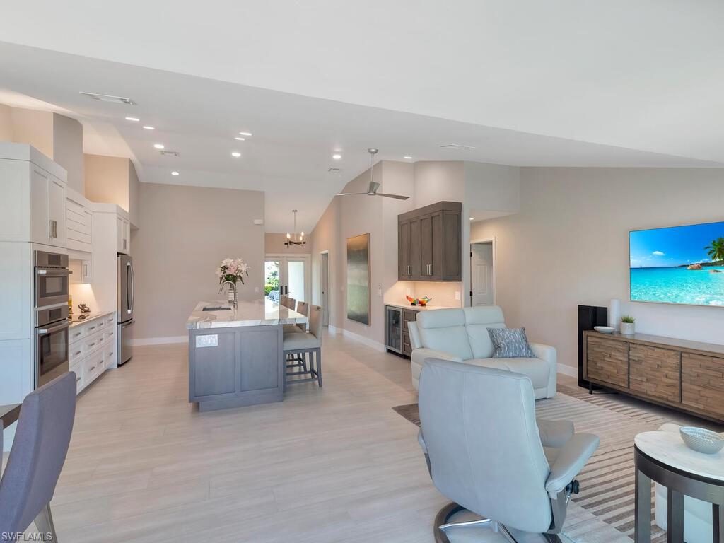 1180 Lamplighter CT