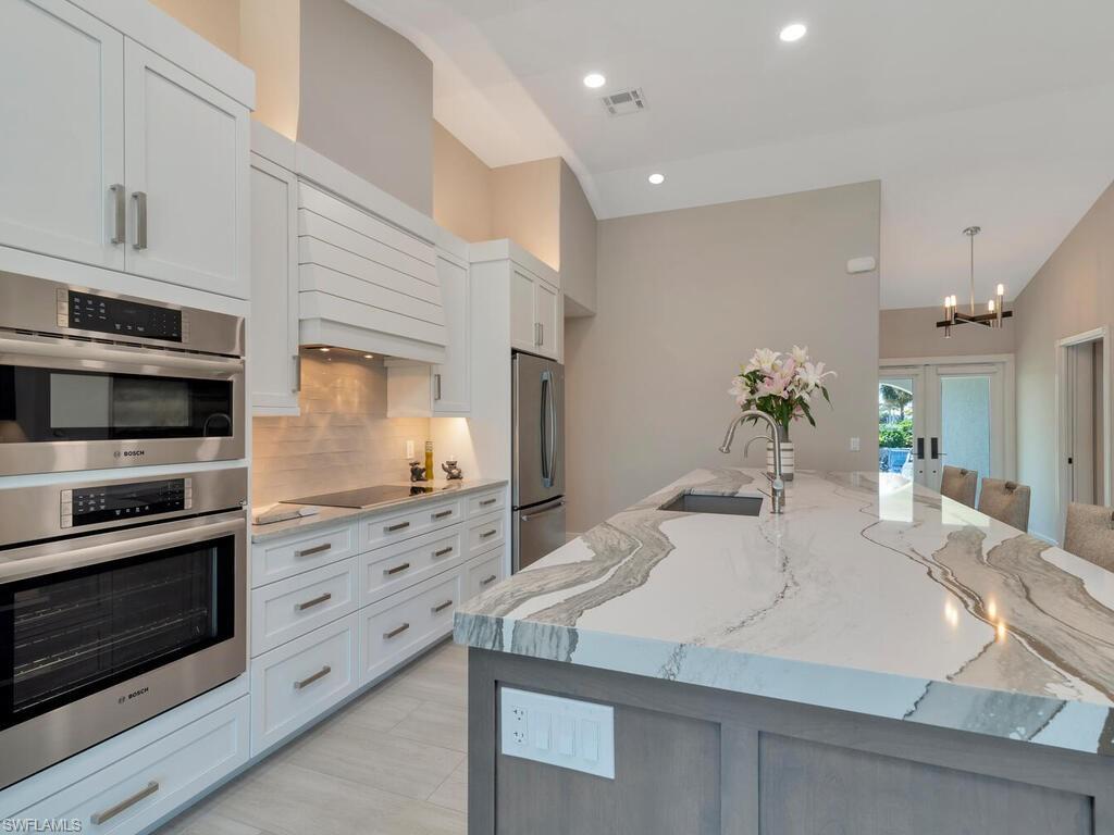 1180 Lamplighter CT