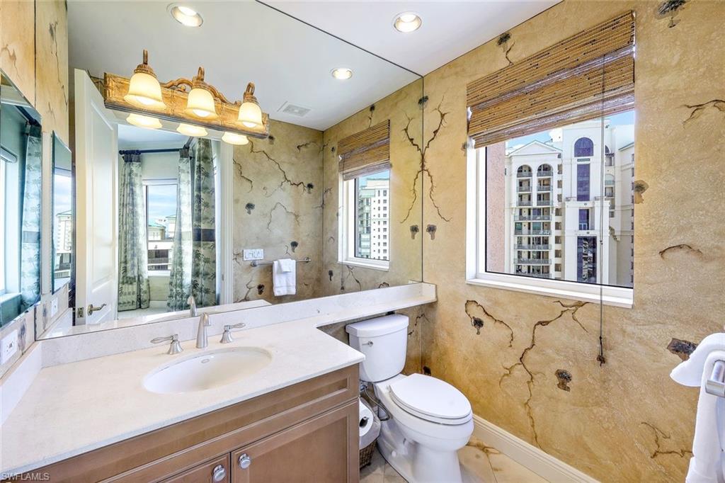 970 Cape Marco DR Unit: PH-2002