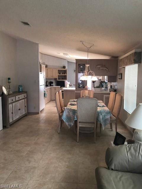 126 Belle Isle CIR