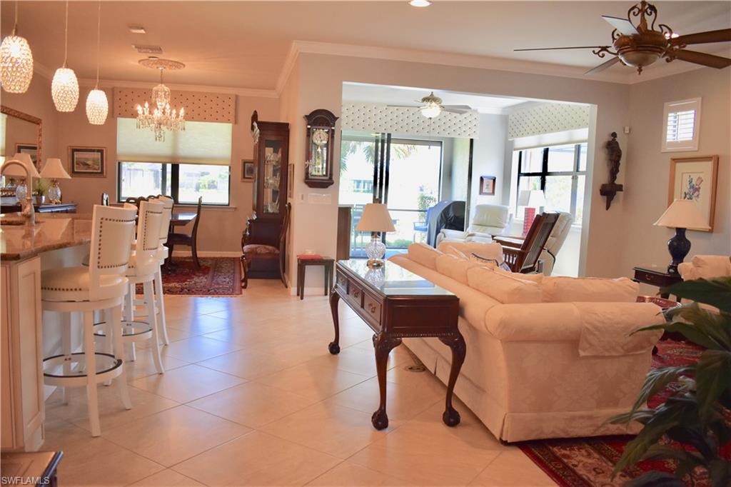 7452 Blackberry DR