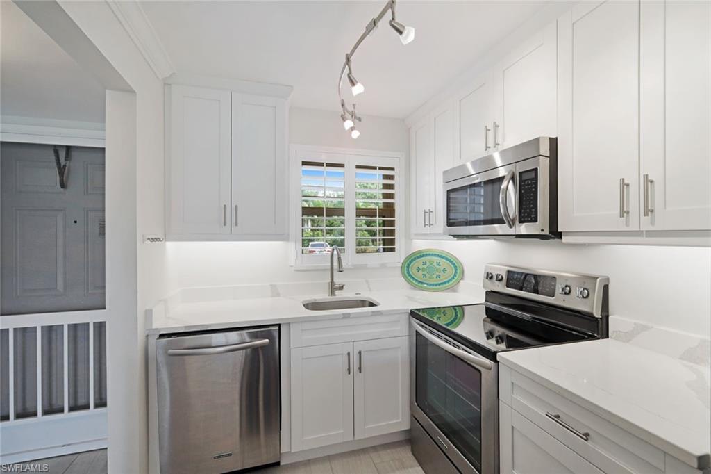 300 Forest Lakes BLVD Unit: 112