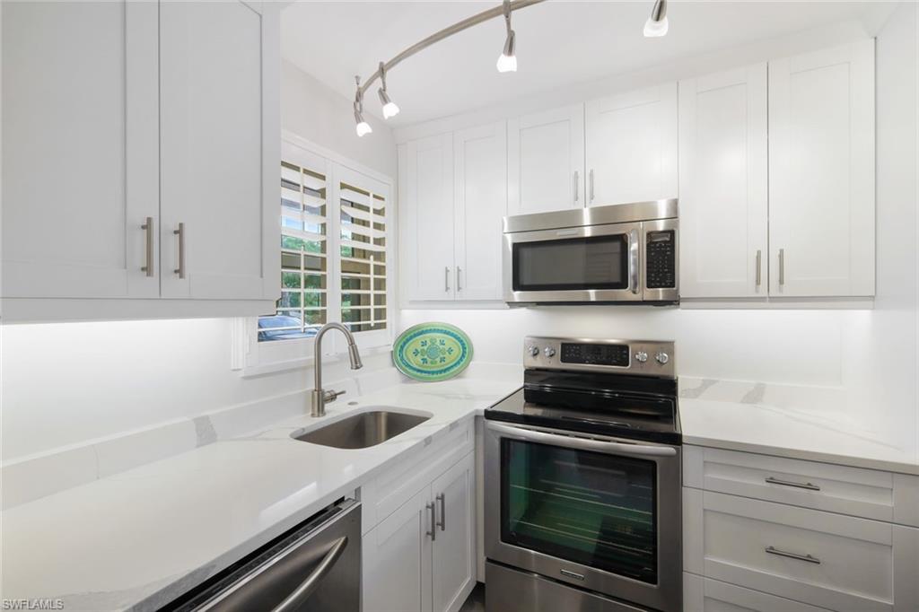 300 Forest Lakes BLVD Unit: 112