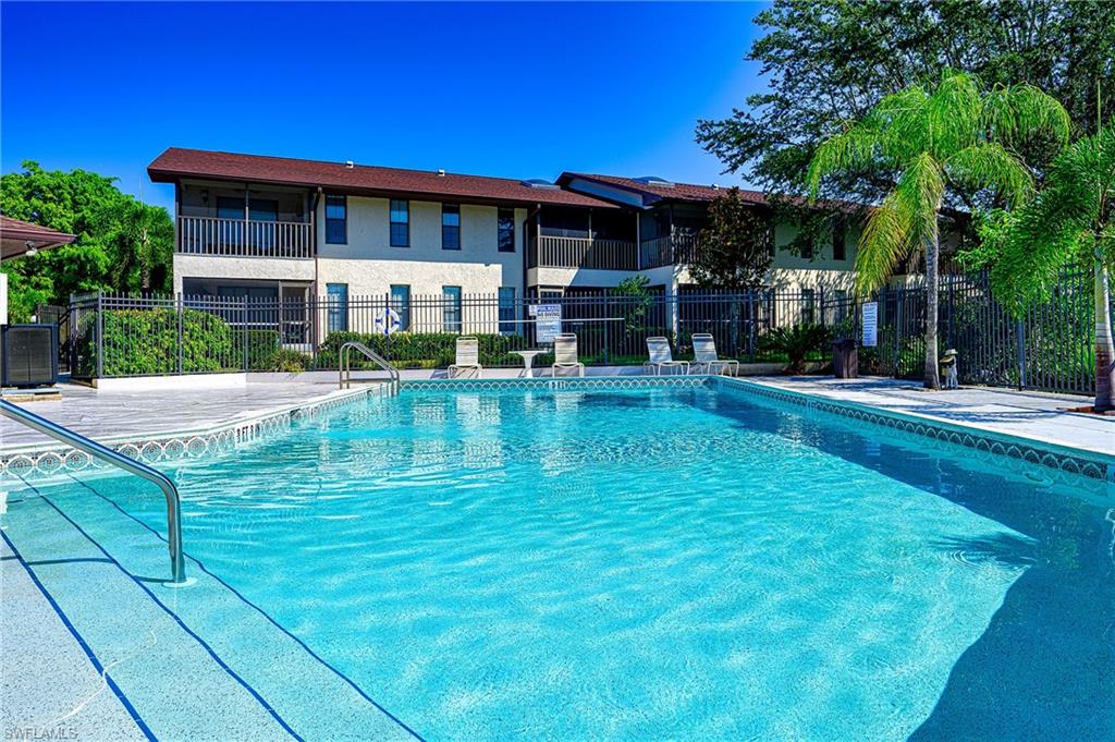 5345 Treetops DR Unit: S-102