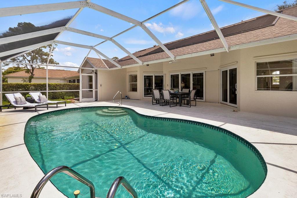 412 Dundee CT