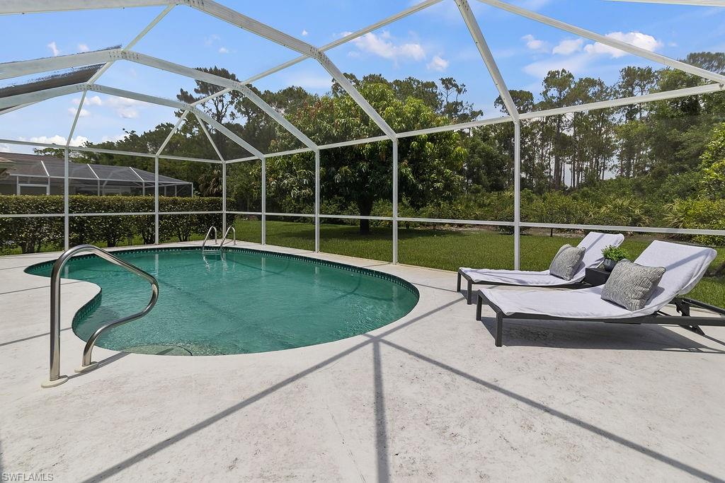 412 Dundee CT