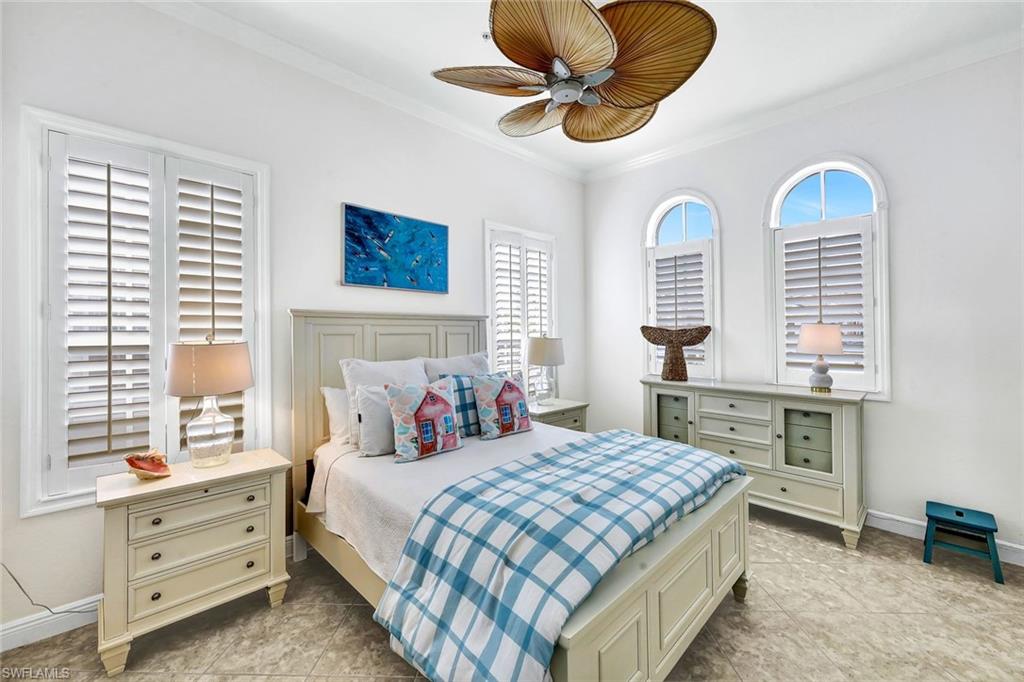 9235 Tesoro LN Unit: 4-202