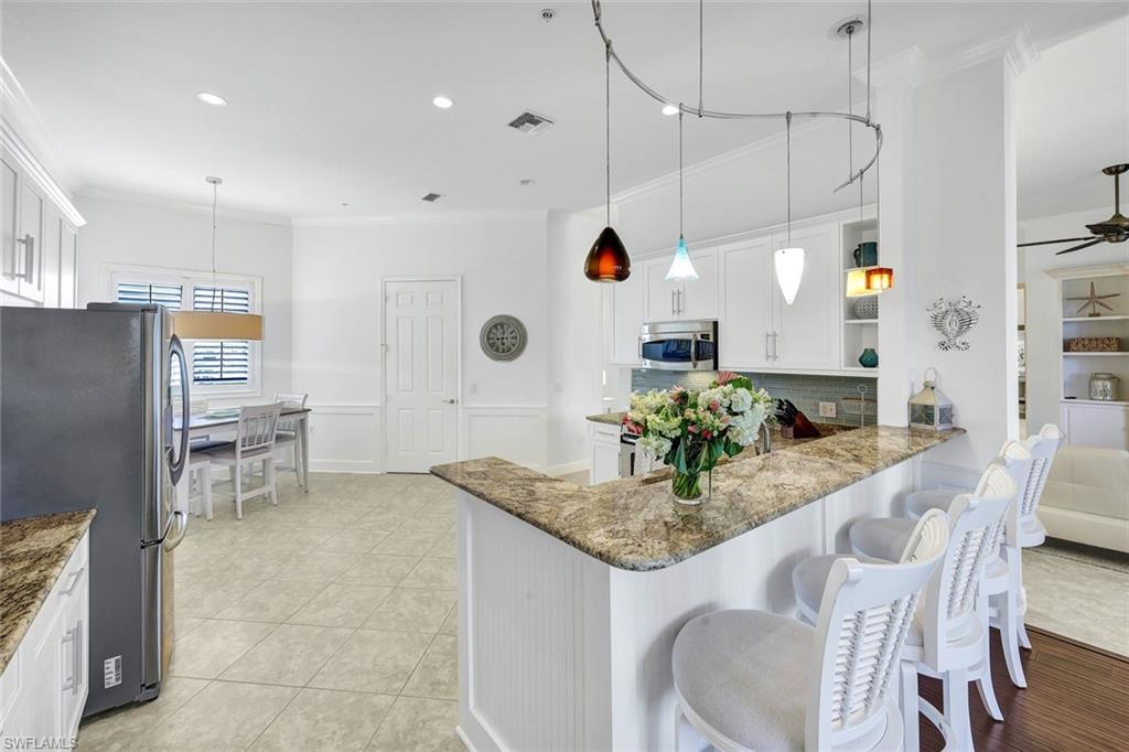9235 Tesoro LN Unit: 4-202