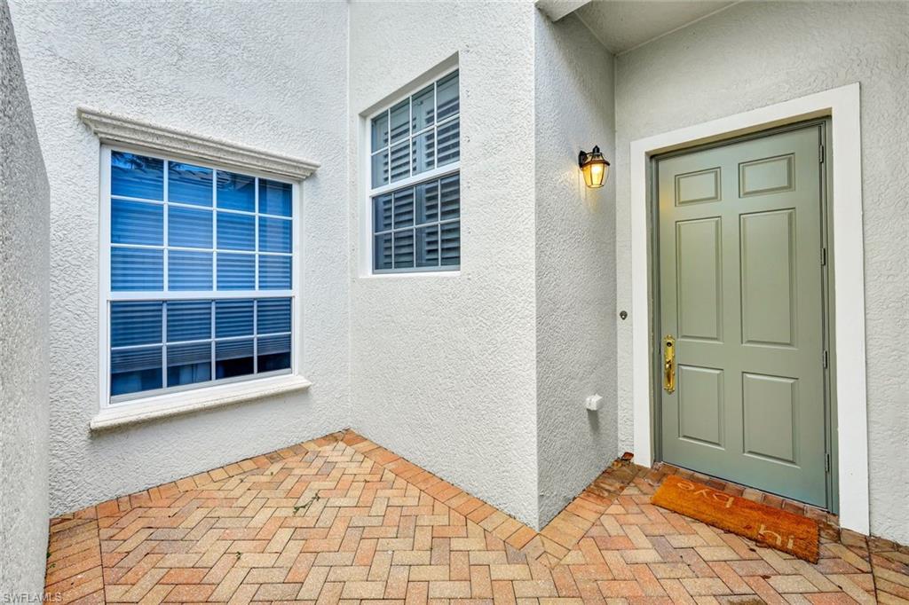 9235 Tesoro LN Unit: 4-202