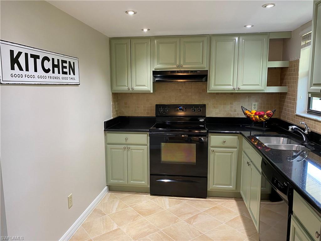 5501 Rattlesnake Hammock RD Unit: 1102