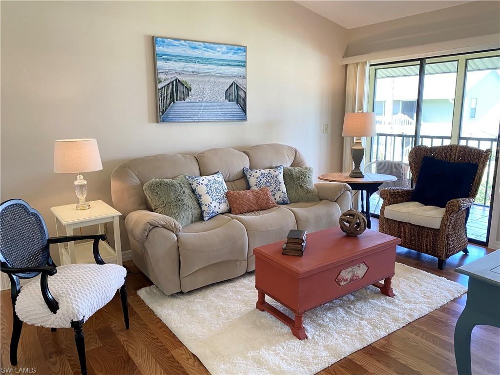 5501 Rattlesnake Hammock RD Unit: 1102