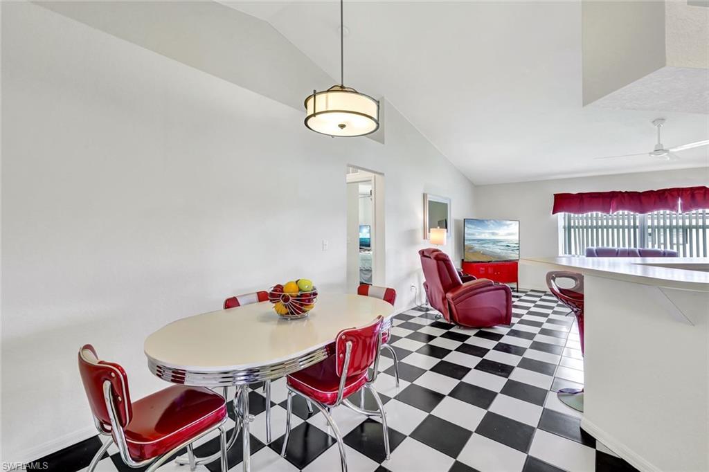 512 NE 2nd AVE