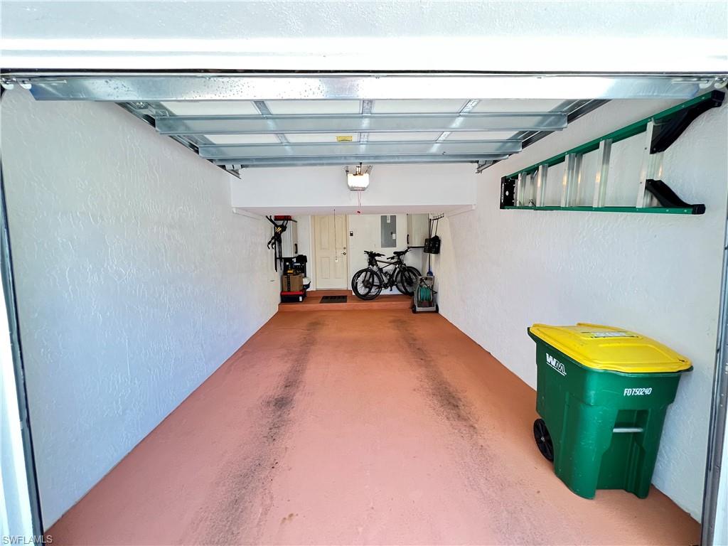 2819 Aintree LN Unit: D201