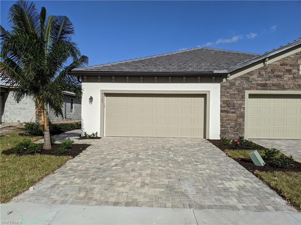 9165 Glenforest DR