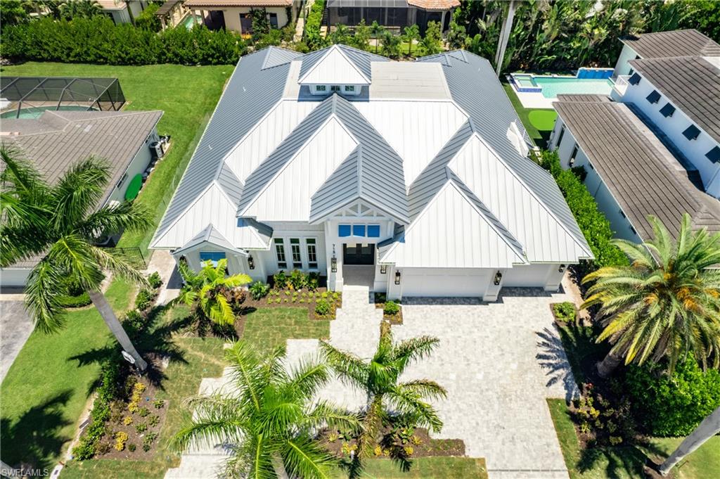 715 Harbour DR