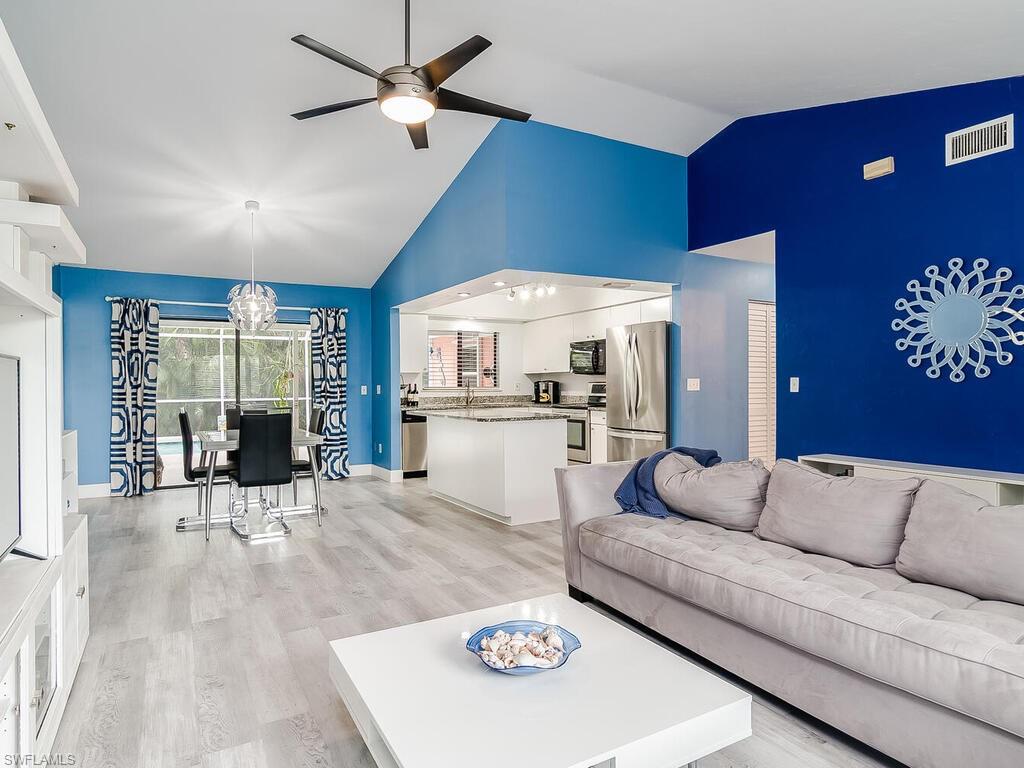 1306 Bayport AVE