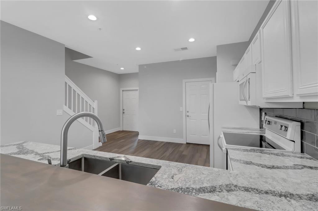 16210 Ravina WAY Unit: 77