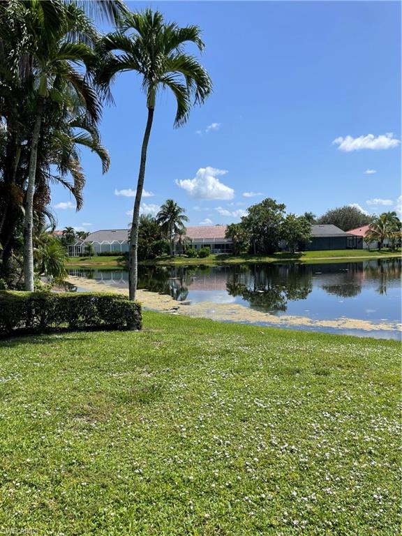 2018 Crown Pointe BLVD E
