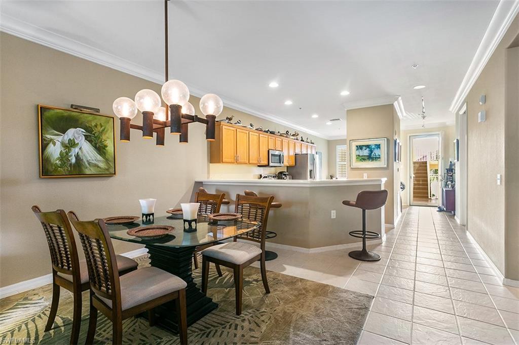 4883 Hampshire CT Unit: 206