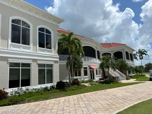 4883 Hampshire CT Unit: 206