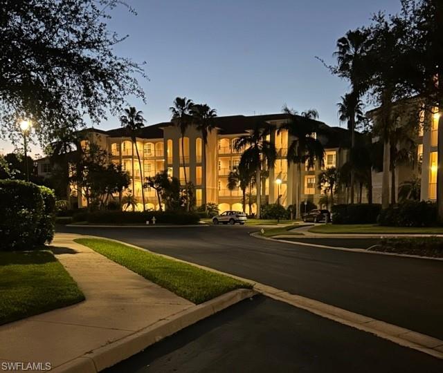 4883 Hampshire CT Unit: 206