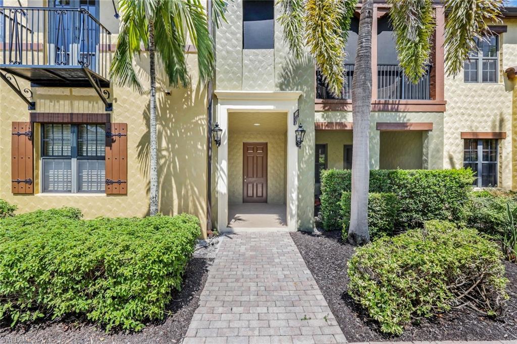9082 Albion LN S Unit: 6702