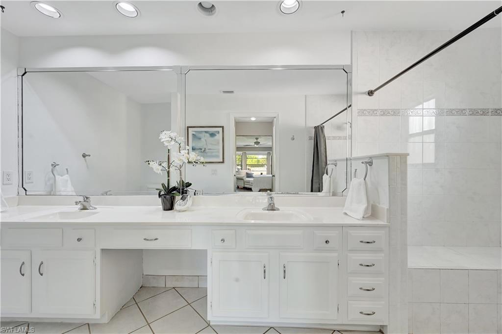 2345 Longboat DR