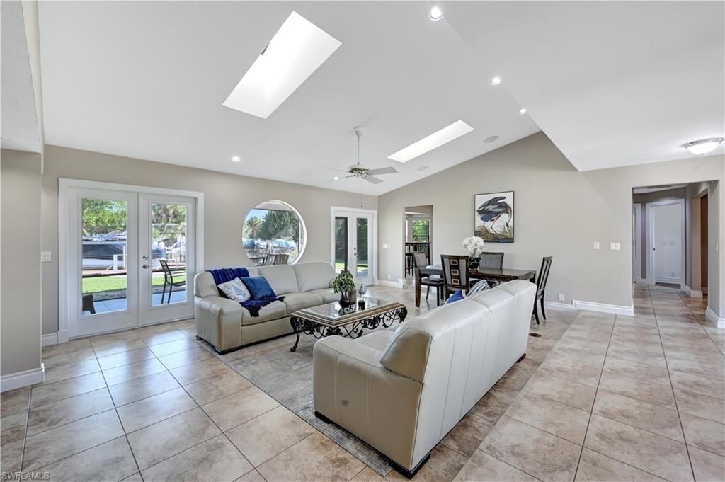 2345 Longboat DR