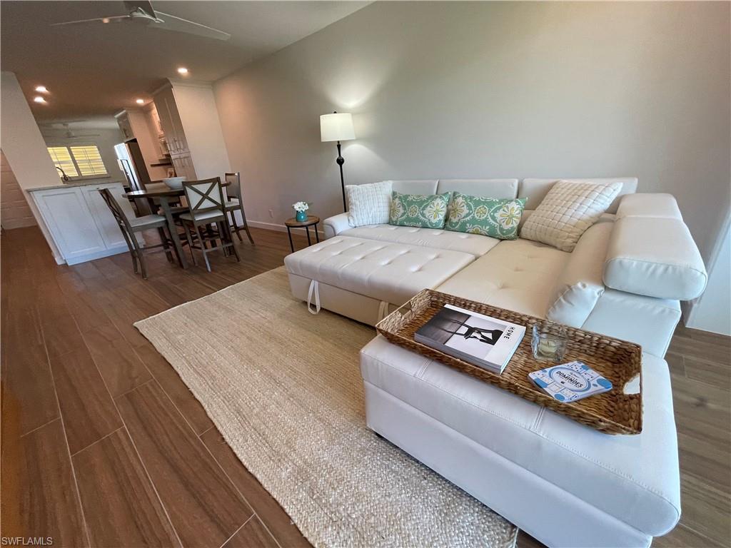 1051 3rd ST S Unit: 302