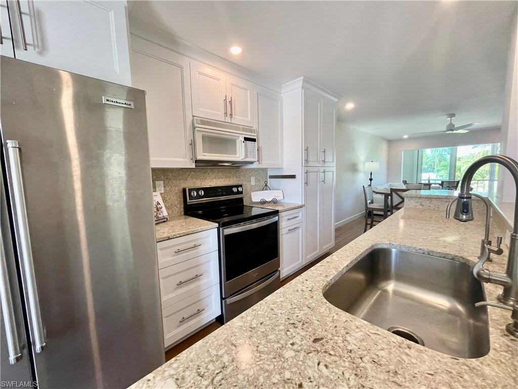 1051 3rd ST S Unit: 302