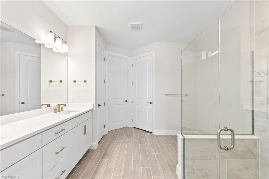 19001 Aqua Shore DR