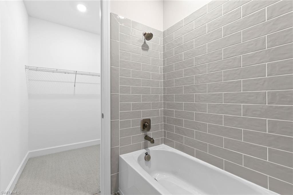 19001 Aqua Shore DR