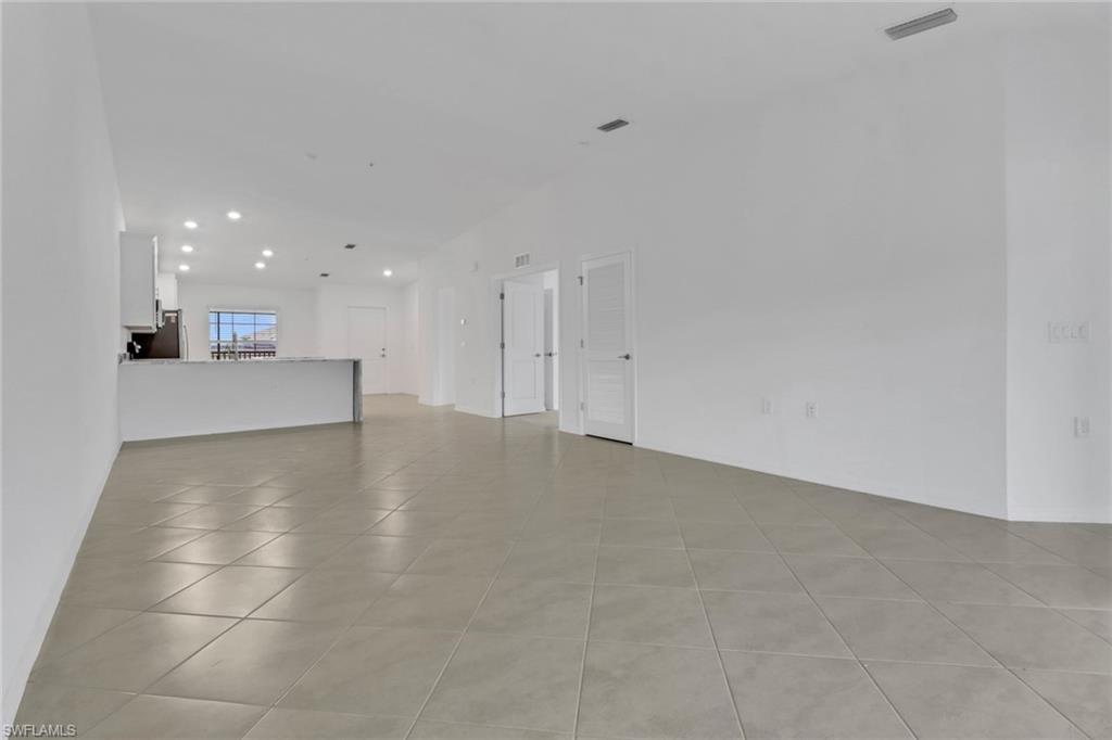 6039 ELLERSTON WAY Unit: 2021